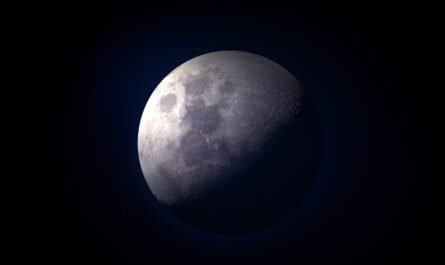 Япония планирует организовать беспилотный полет на Луну