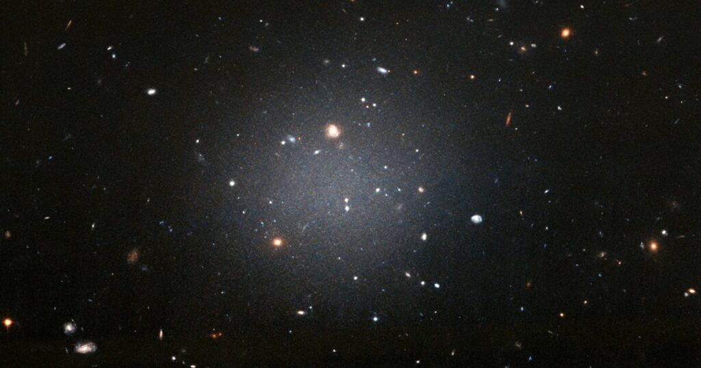 Астрономы открыли вторую галактику без темной материи
