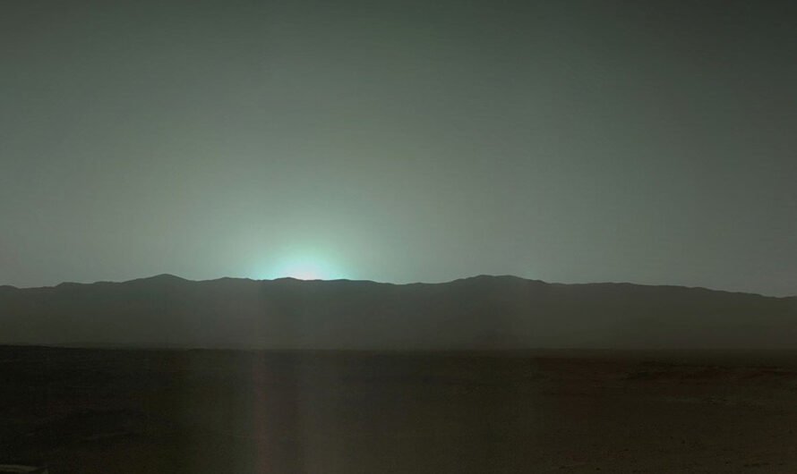 Восход и закат Солнца на Марсе «глазами» модуля NASA InSight