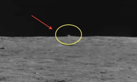 Китайский луноход "Юйту-2" обнаружил странный объект кубической формы