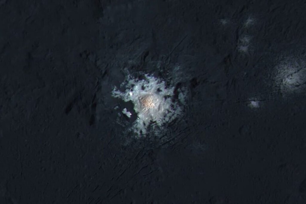 Создана 3D-модель кратера Цереры 1