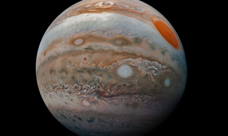 На Юпитере найдена вода
