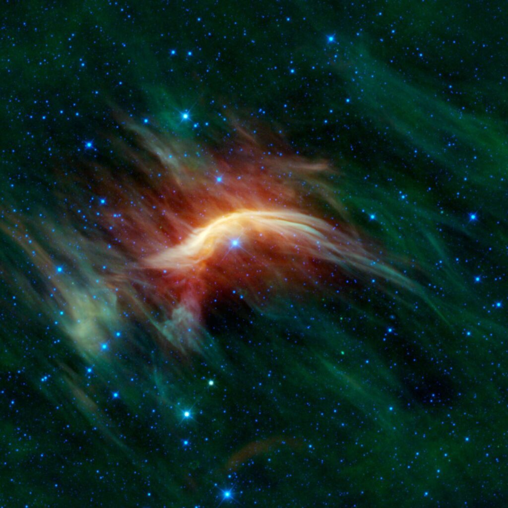 Гигантская звезда Дзета Змееносца, которая в 65 000 раз ярче Солнца 1