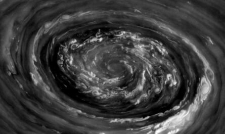 Ясна причина ураганов Сатурна