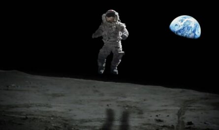 NASA "Аполлон": астронавты неуклюже падают на Луне