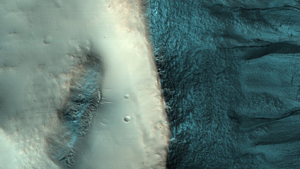 Пролетая над Марсом: снимки за 20.01.2020