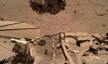 Марсианский посадочный модуль NASA InSight, скорее всего, "умрет" до конца 2022 года