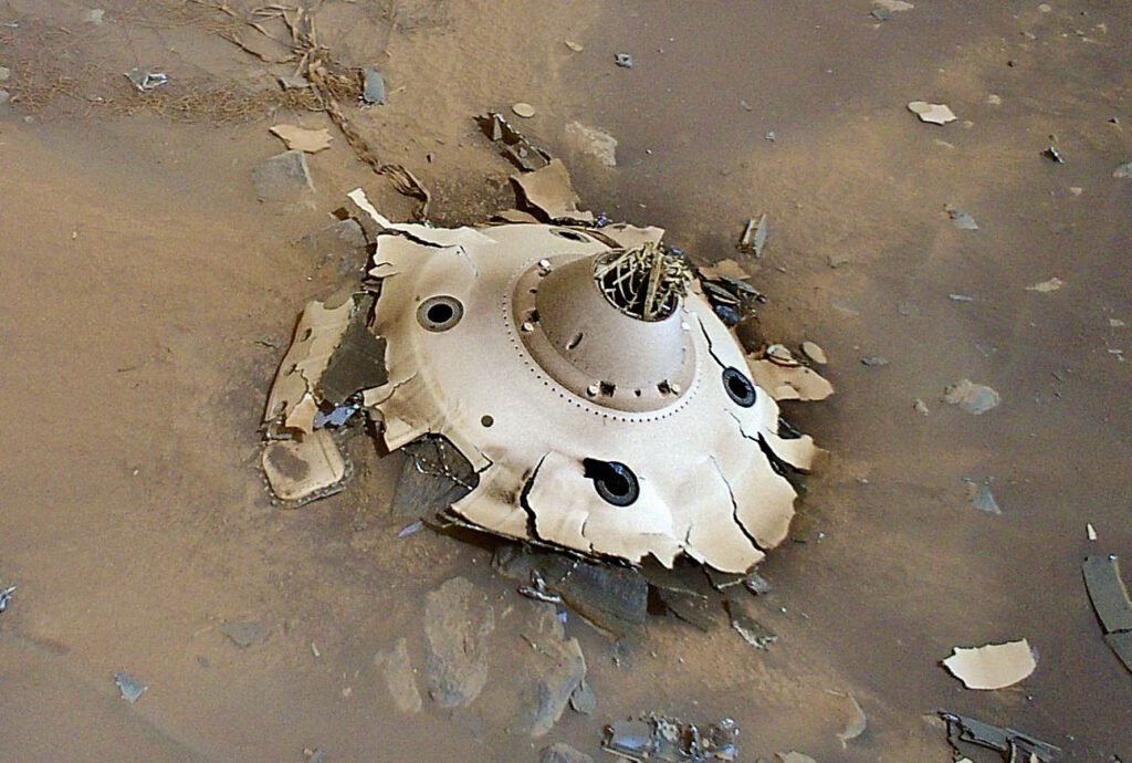 Вертолет NASA Ingenuity обнаружил оборудование, которое помогло марсоходу Perseverance совершить посадку