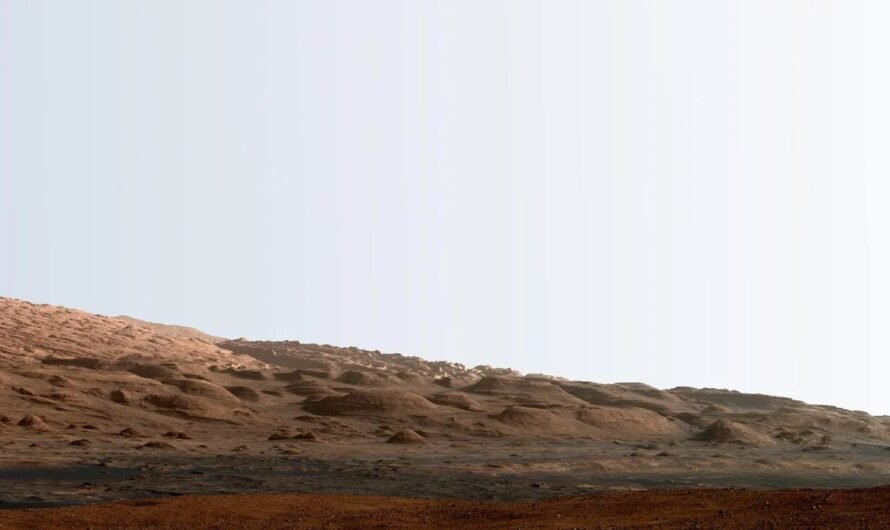 Зачем NASA раскрашивает марсианские снимки?