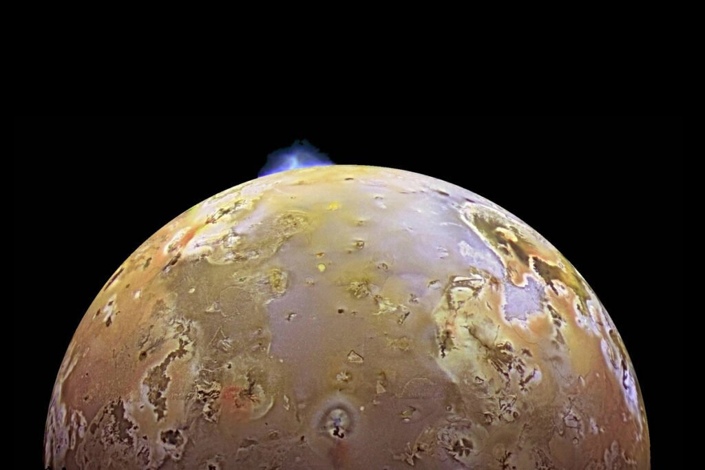 Космический аппарат NASA "Юнона" сделал потрясающее инфракрасное изображение Ио