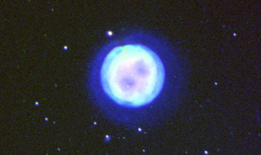 Туманность Сова (NGC 3587)