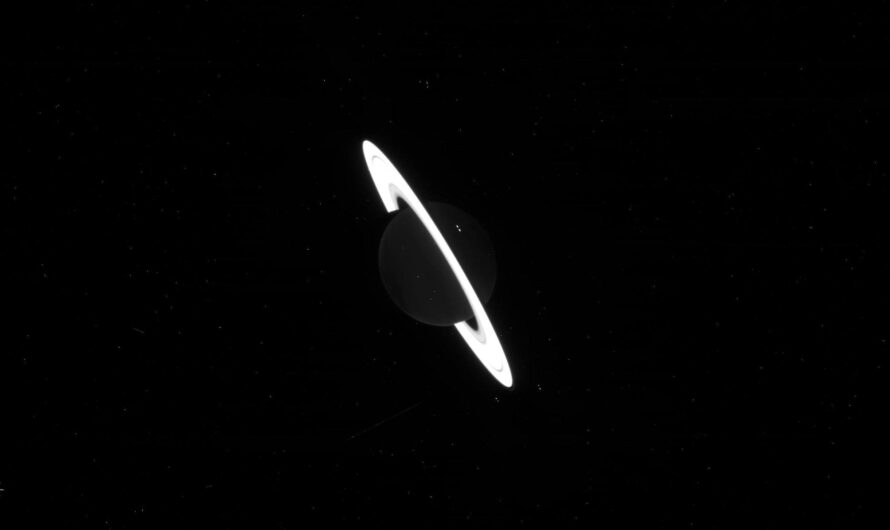 Появились необработанные изображения Сатурна, полученные «Джеймсом Уэббом»
